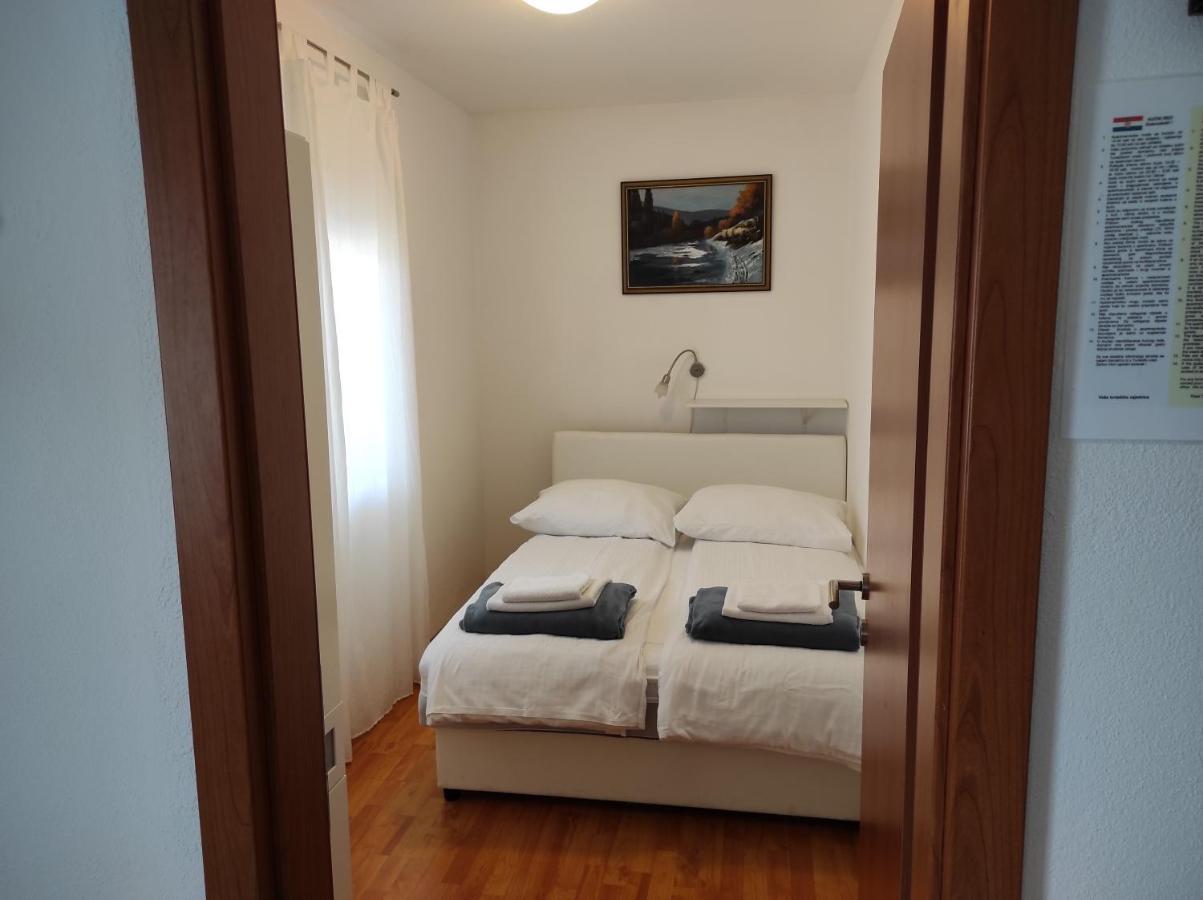 Apartment Joy II Šibenik Екстериор снимка